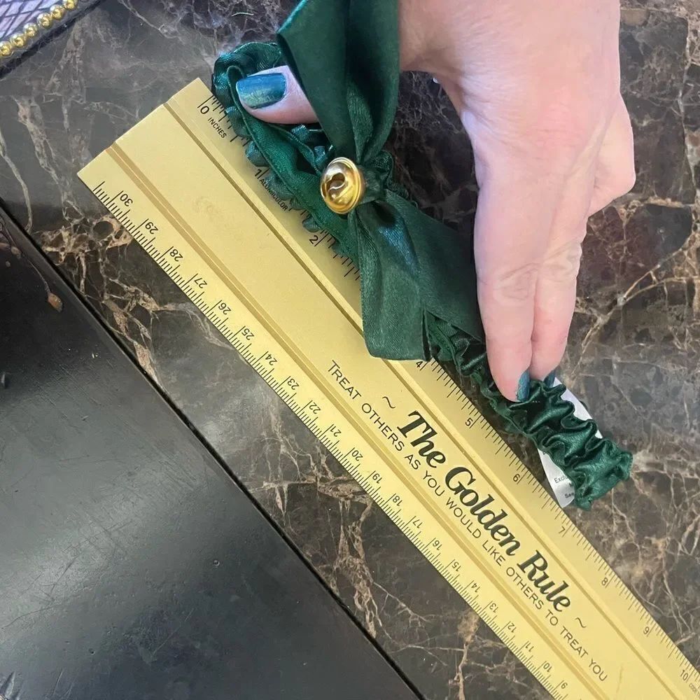 DIAMOND Painted Bookmark with Flower Appliqué. - Picture 14 of 16